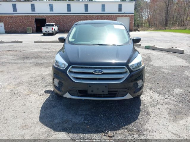 1FMCU9GD4KUA83745 Ford ESCAPE SE