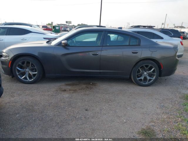 2C3CDXHGXGH215942 Dodge Charger Sxt