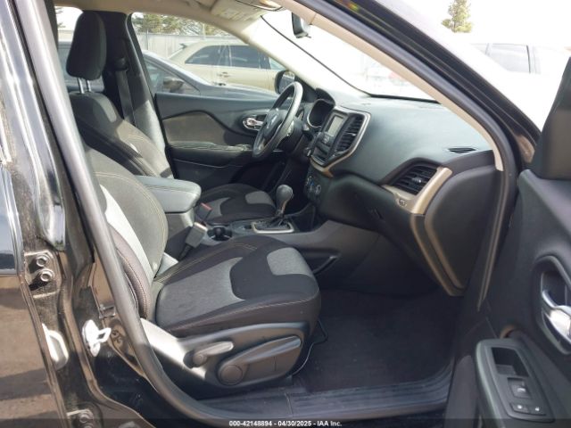 2017 JEEP CHEROKEE 1C4PJLAB8HW508528 Photo 4