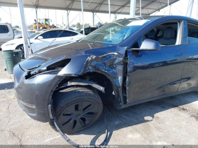 7SAYGDED0RF197366 Tesla Model Y Long Range Dual Motor All-wheel Drive/rwd