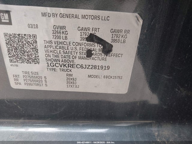 1GCVKREC6JZ281919 Chevrolet Silverado 1500 2lt