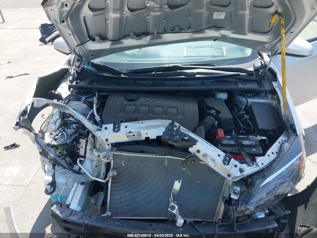 Toyota COROLLA LE 2018 2T1BURHE2JC085254 Image 10