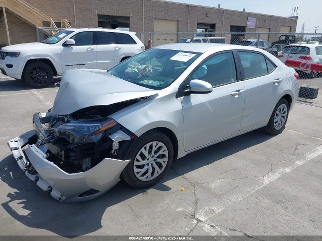 Toyota COROLLA LE 2018 2T1BURHE2JC085254 Image 2