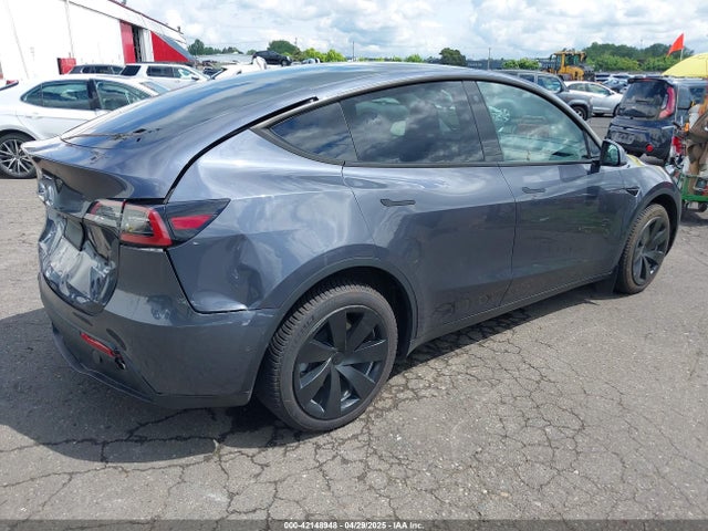 2022 TESLA MODEL Y 7SAYGDEE1NF440153 Photo 3