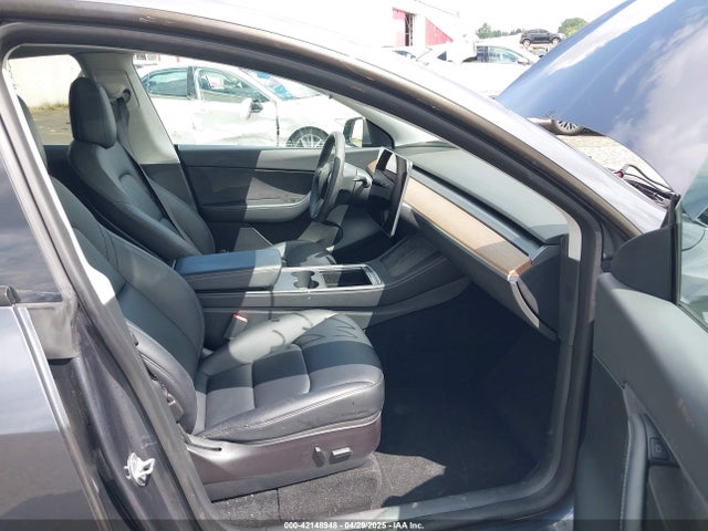 2022 TESLA MODEL Y 7SAYGDEE1NF440153 Photo 4