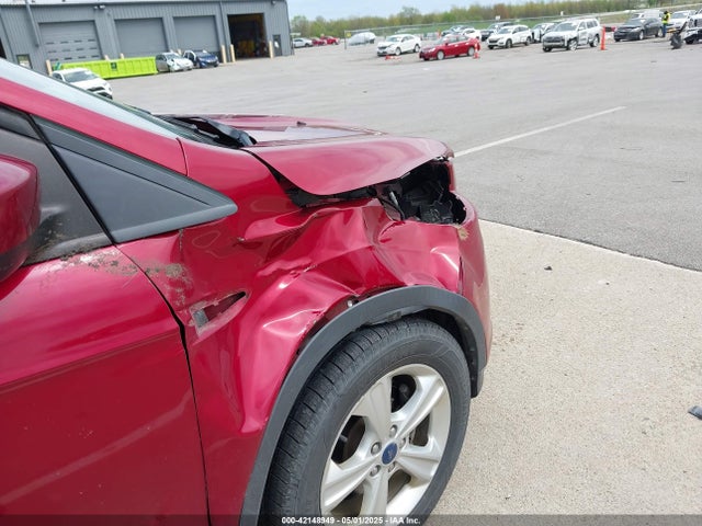 1FMCU0G75FUA12145 Ford ESCAPE SE
