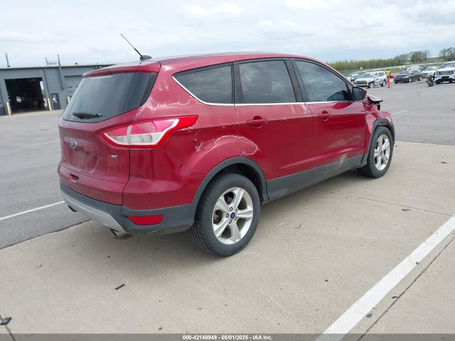 1FMCU0G75FUA12145 Ford ESCAPE SE