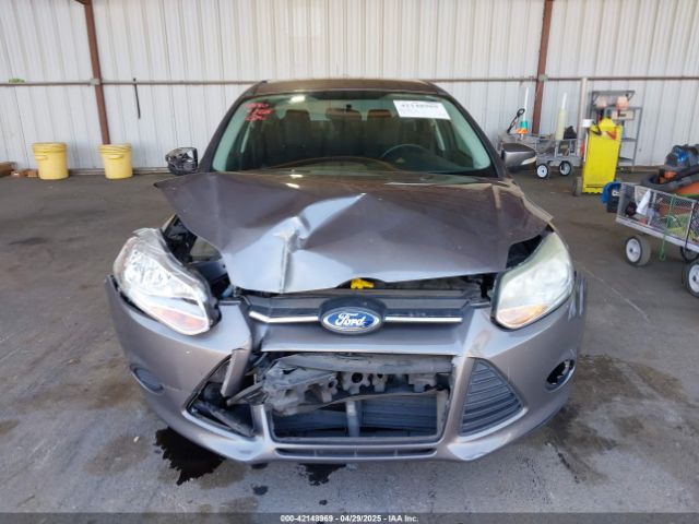 1FADP3F22EL432432 Ford FOCUS SE