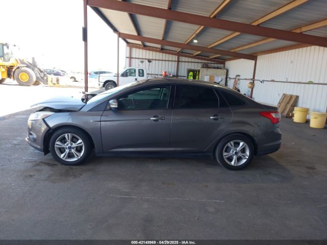 1FADP3F22EL432432 Ford FOCUS SE