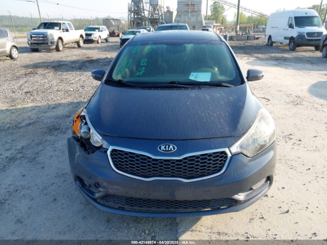 KNAFX5A86G5527820 KIA FORTE EX