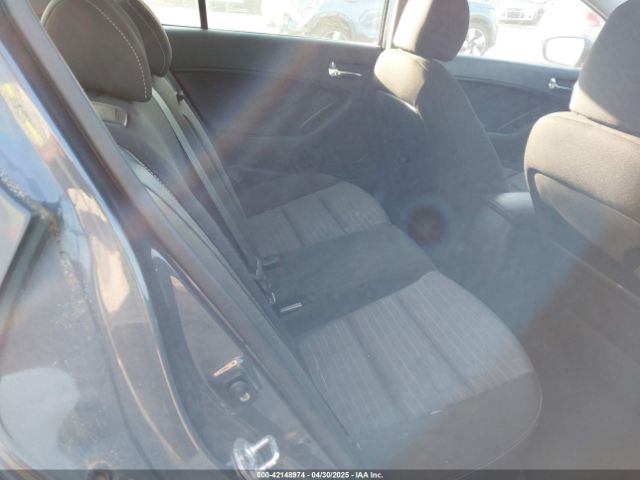 KNAFX5A86G5527820 KIA FORTE EX