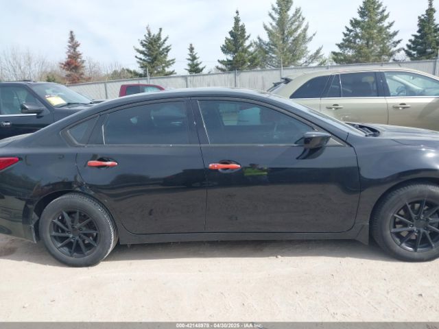 1N4AL3AP3JC270628 Nissan Altima 2.5 S