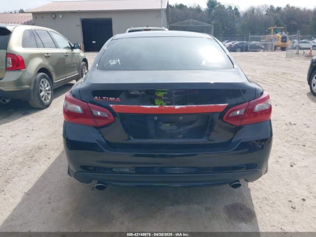 1N4AL3AP3JC270628 Nissan Altima 2.5 S