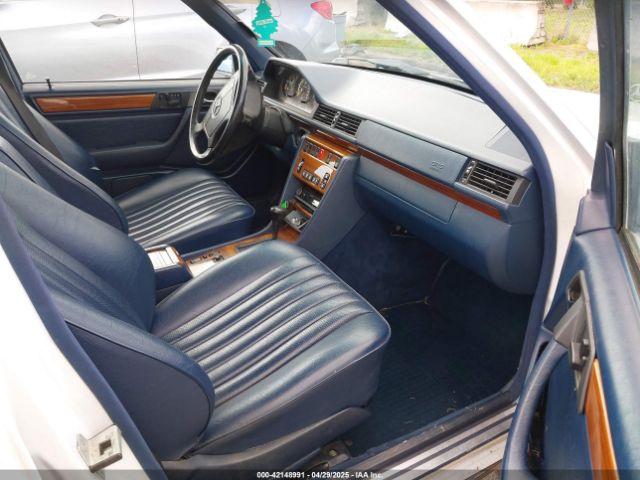 1992 MERCEDES-BENZ 300 WDBEA90E1NF206532 Photo 4