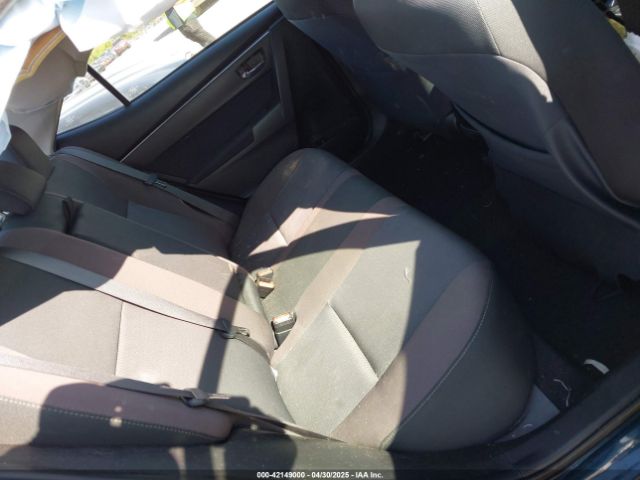 2T1BURHE9KC140641 Toyota COROLLA LE