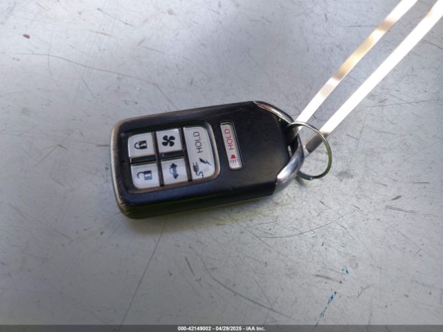 JHMZC5F39JC022655 Honda Clarity Plug-in Hybrid Touring