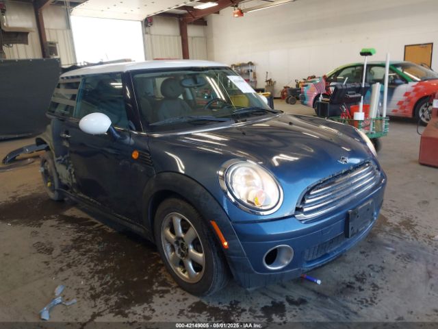 2009 MINI COOPER WMWMF33599TU73901 Photo 0