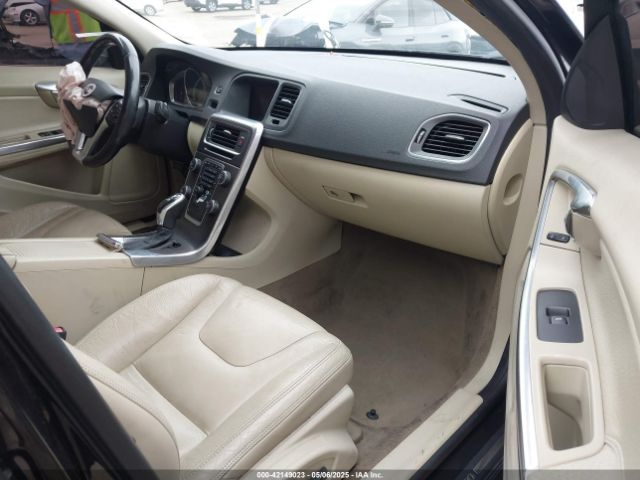2014 VOLVO S60 YV1612FS2E2297239 Photo 4