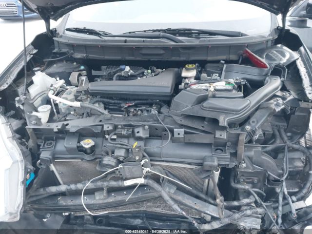 KNMAT2MT6HP578568 Nissan ROGUE SV