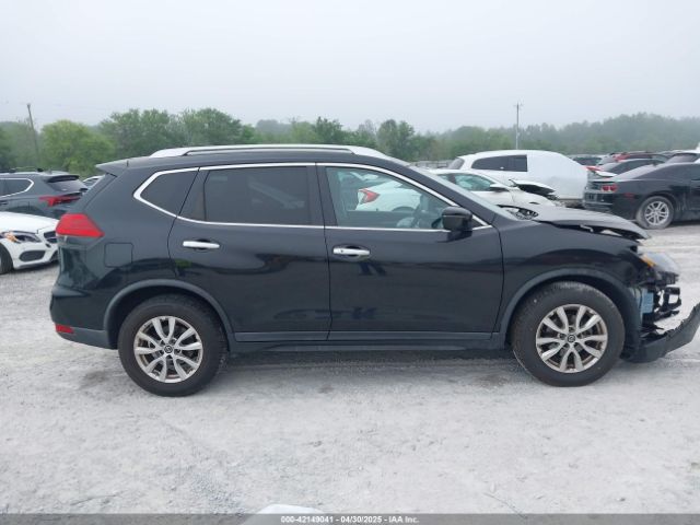 KNMAT2MT6HP578568 Nissan ROGUE SV