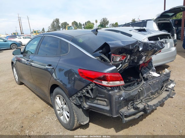 KNAGT4L36J5216858 KIA Optima Lx