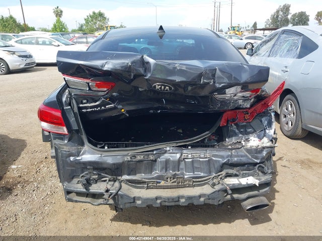 KNAGT4L36J5216858 KIA Optima Lx