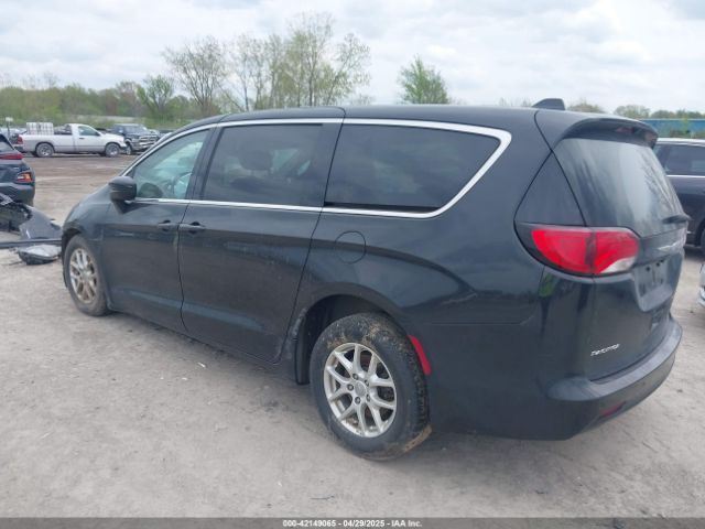 2018 CHRYSLER PACIFICA 2C4RC1DG8JR186244 Photo 2