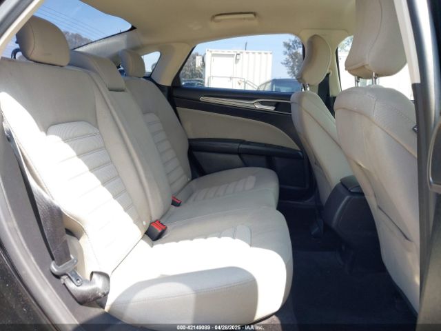 3FA6P0G73HR372331 Ford FUSION S