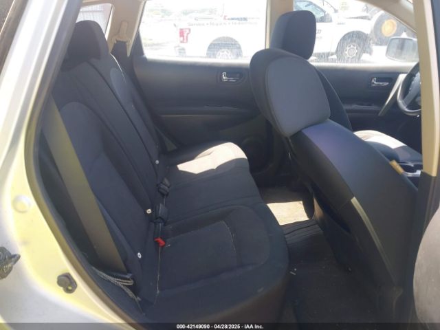 JN8AS5MT4FW658611 Nissan Rogue Select S