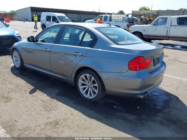 2011 BMW 328I WBAPH5G50BNM80890 Photo 2