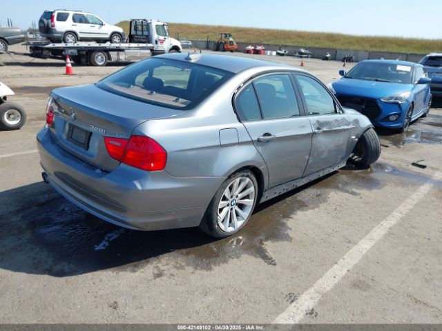 2011 BMW 328I WBAPH5G50BNM80890 Photo 3