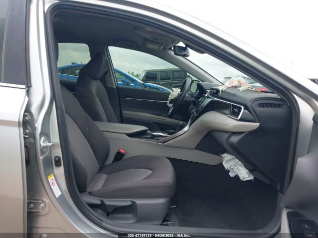 2018 TOYOTA CAMRY JTNB11HK4J3014528 Photo 4