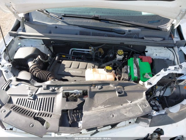 KL7CJLSBXJB597283 Chevrolet Trax Lt