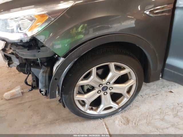 1FMCU9J97HUE48545 Ford 2017