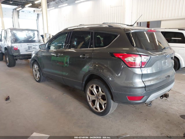 1FMCU9J97HUE48545 Ford 2017