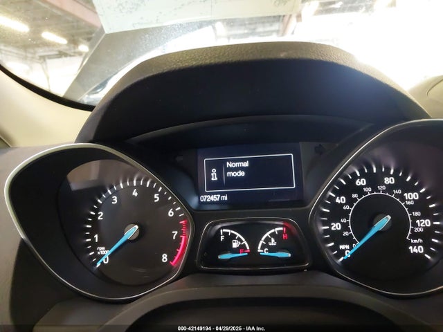1FMCU9J97HUE48545 Ford 2017