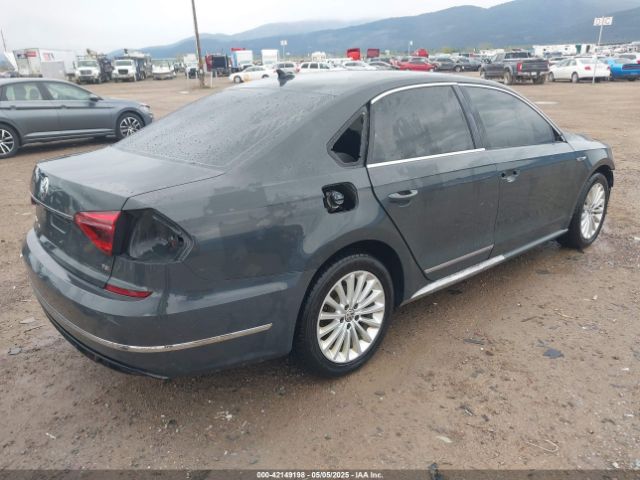 1VWDT7A36HC070264 Volkswagen Passat 1.8t R-line
