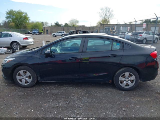 1G1BC5SM6J7111831 Chevrolet Cruze Ls Auto