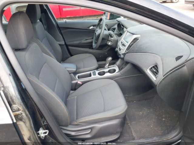 1G1BC5SM6J7111831 Chevrolet Cruze Ls Auto