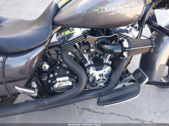 2014 HARLEY-DAVIDSON FLHX 1HD1KBM36EB611708 Photo 7
