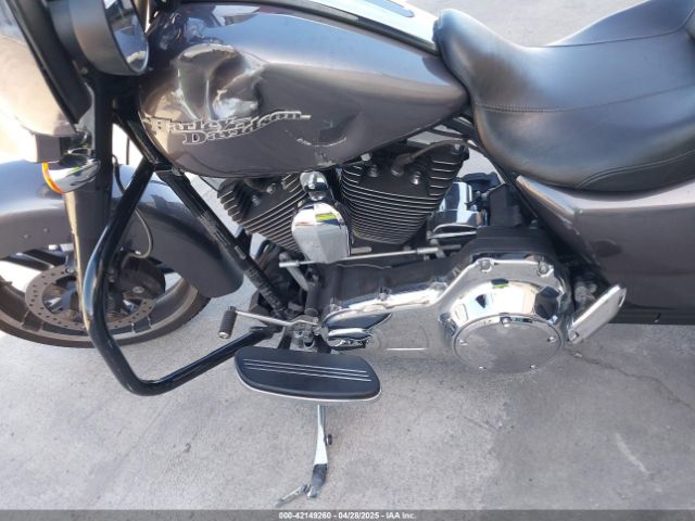 2014 HARLEY-DAVIDSON FLHX 1HD1KBM36EB611708 Photo 8
