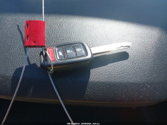 2HKRM3H37GH509365 Honda CR-V LX