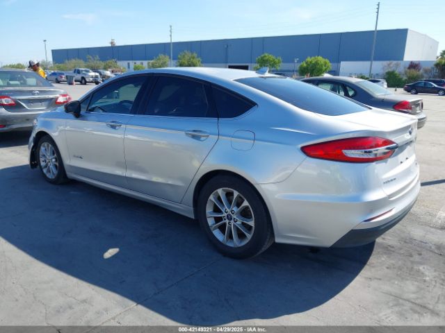 2019 FORD FUSION HYBRID 3FA6P0LU7KR137840 Photo 2