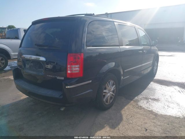 2010 CHRYSLER TOWN & COUNTRY 2A4RR5D11AR281580 Photo 3