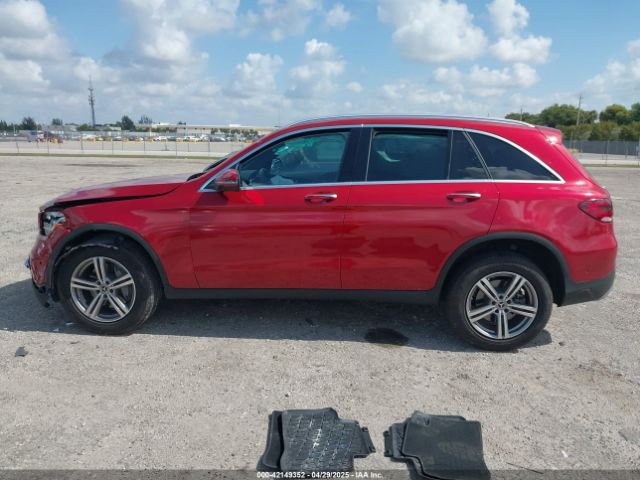 W1N0G8DB1NV345451 Mercedes-Benz Glc 300 Suv