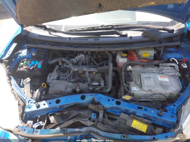 JTDKDTB37E1568222 Toyota Prius C Three