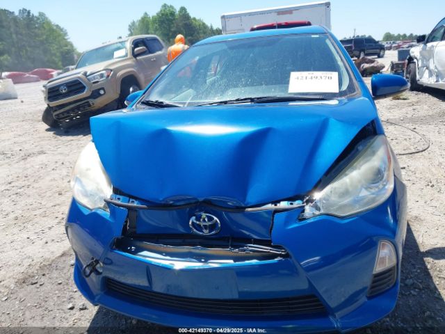 JTDKDTB37E1568222 Toyota Prius C Three