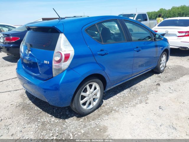 JTDKDTB37E1568222 Toyota Prius C Three