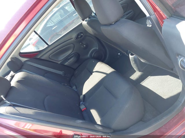 3N1CN7APXKL820162 Nissan Versa 1.6 S+