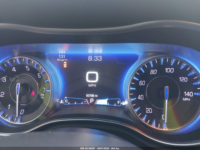 42149387 :رقم المزاد ، 2C3CCARG3JH324944 vin ، 2018 Chrysler 300 Touring Awd مزاد بيع